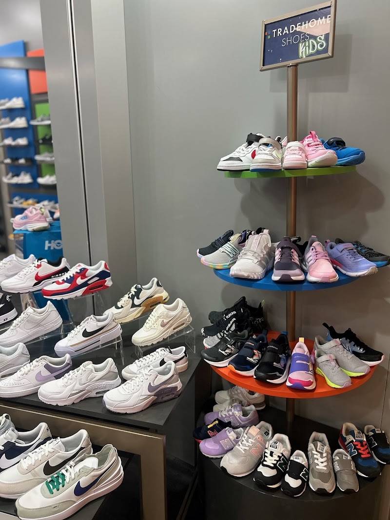Tradehome Shoes
