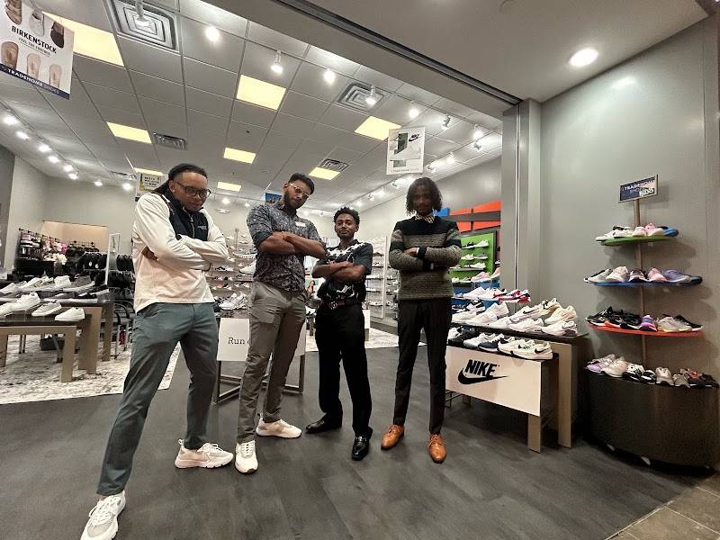 Tradehome Shoes